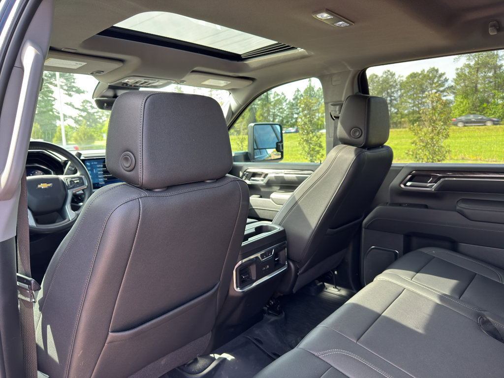 Used 2024 Chevrolet Silverado 2500 LTZ w/ LTZ Plus Package image 14