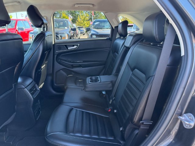 Used 2020 Ford Edge SEL w/ Convenience Package AWD/4WD image 9
