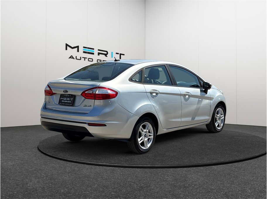 Used 2018 Ford Fiesta SE w/ Cold Weather Package image 9