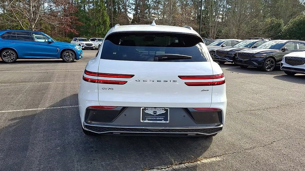 Used 2026 Genesis GV70 2.5T Advanced AWD/4WD image 8