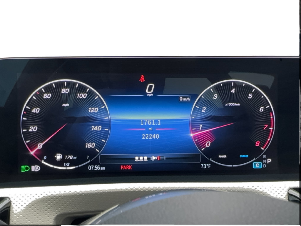 Used 2025 Mercedes-Benz CLA 250 image 35
