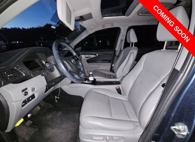 Used 2019 Honda Pilot Touring image 5