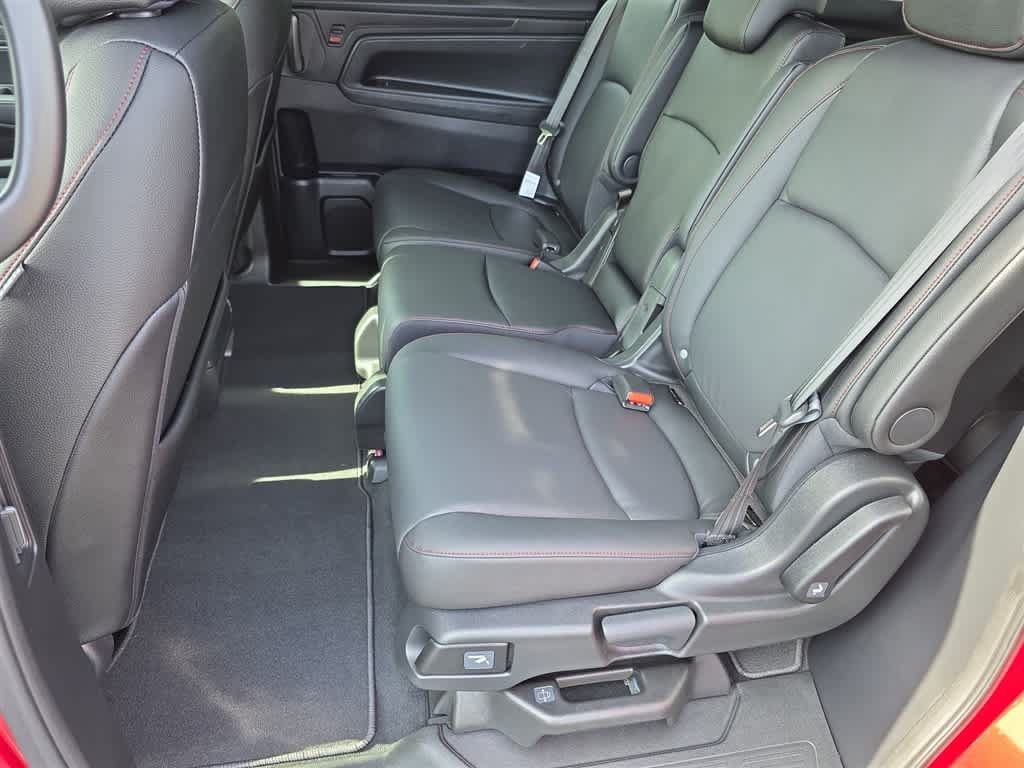 Certified 2026 Honda Odyssey Sport-L image 18