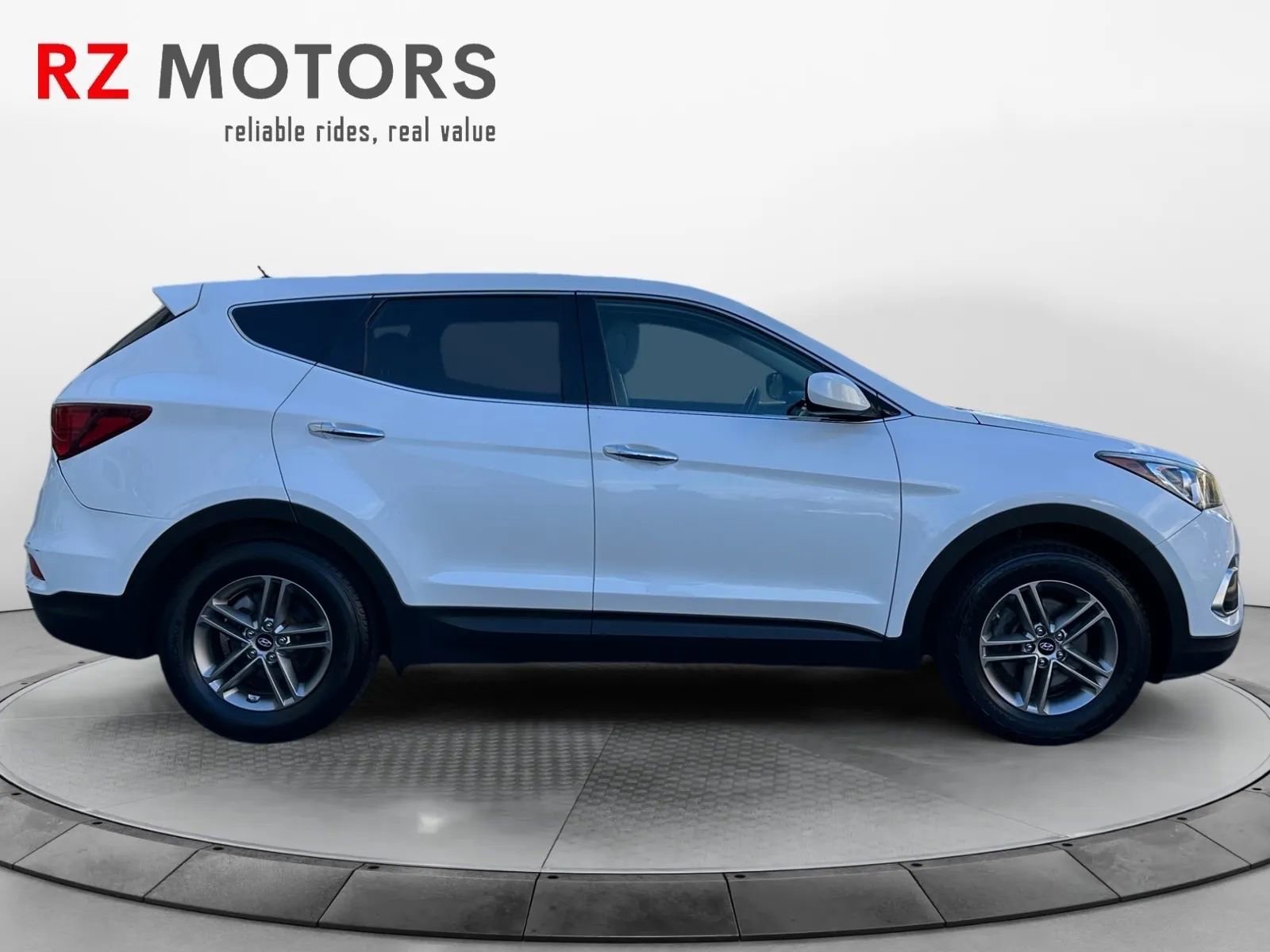 Used 2018 Hyundai Santa Fe Sport FWD image 6