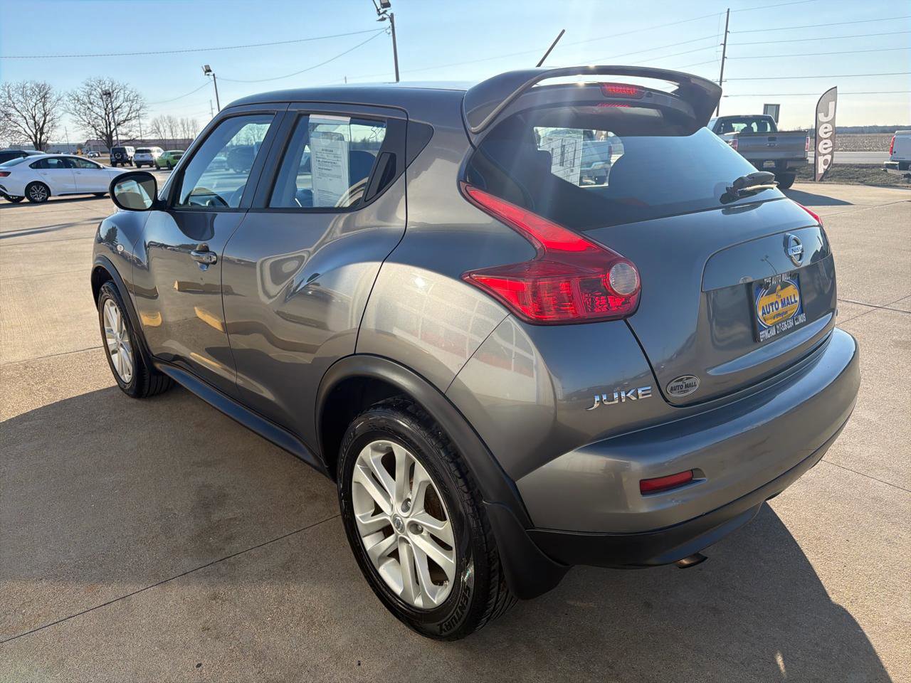 Used 2014 Nissan Juke S image 9