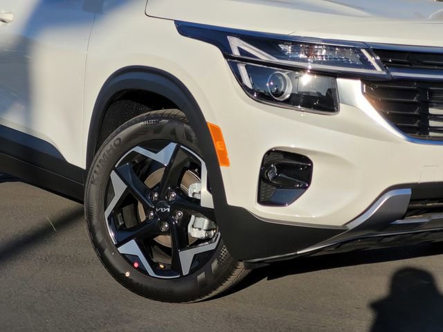New 2026 Kia Seltos EX image 3