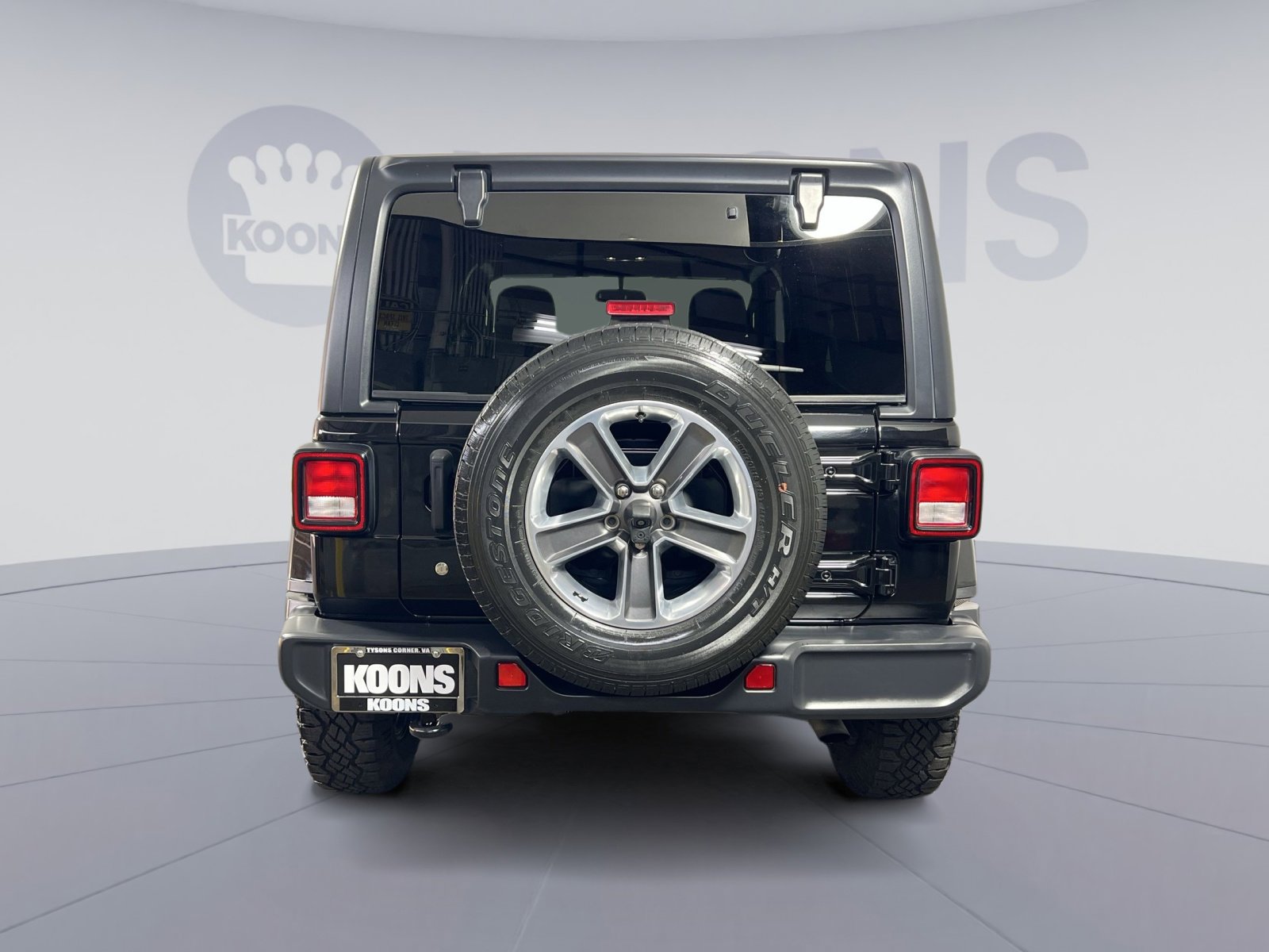 Used 2019 Jeep Wrangler Unlimited Sahara image 5