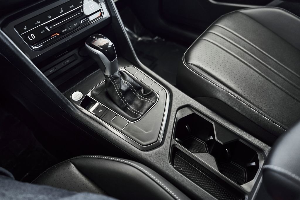 Used 2024 Volkswagen Tiguan Wolfsburg Edition FWD image 33