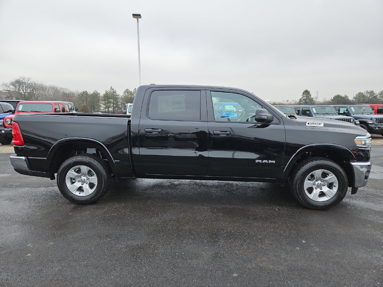 New 2026 RAM 1500 Big Horn AWD/4WD image 9