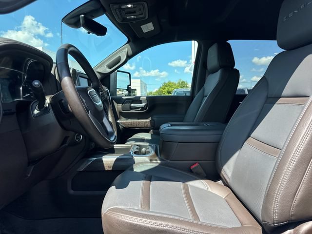 Used 2022 GMC Sierra 2500 Denali w/ Technology Package AWD/4WD image 13