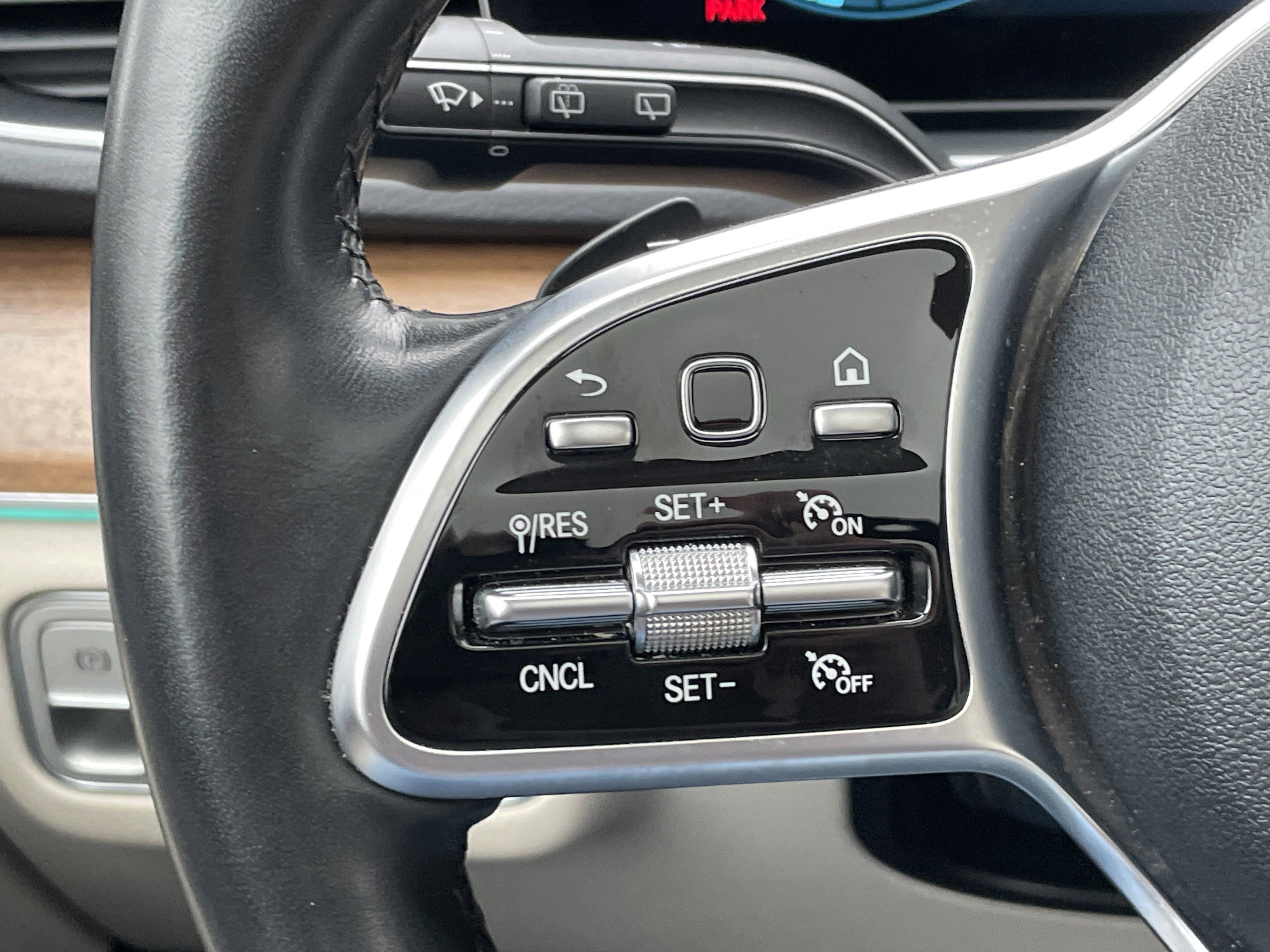 Certified 2022 Mercedes-Benz GLE 350 4MATIC image 26