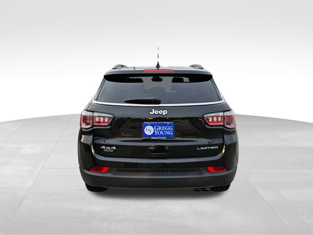 Used 2022 Jeep Compass Limited image 8