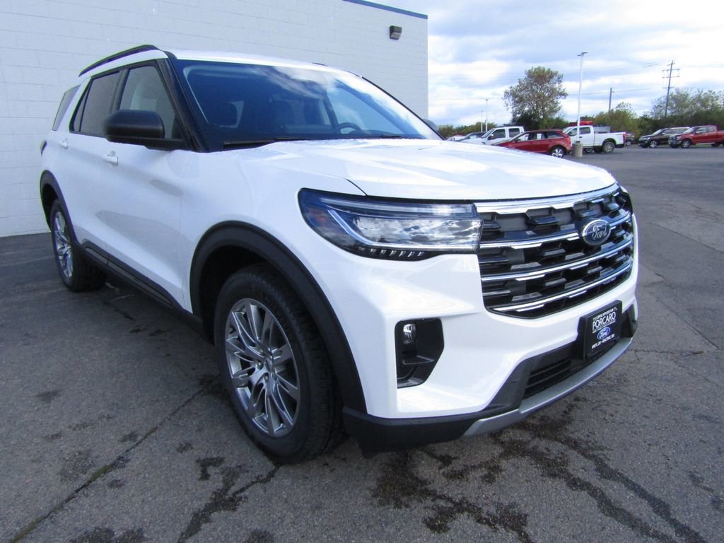 New 2026 Ford Explorer Active image 8