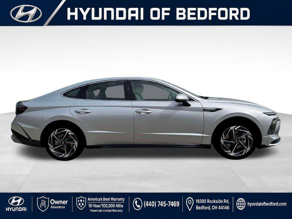 New 2026 Hyundai Sonata SEL FWD image 11