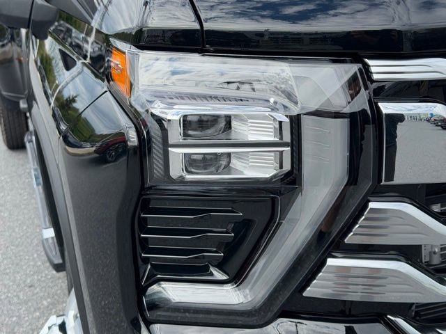 New 2026 Chevrolet Silverado 3500 High Country w/ High Country Premium Package AWD/4WD image 19