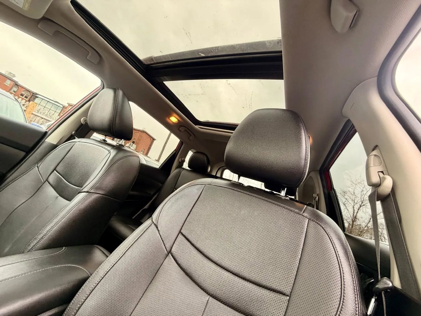 Used 2017 Nissan Rogue SL w/ SL Premium Package image 11