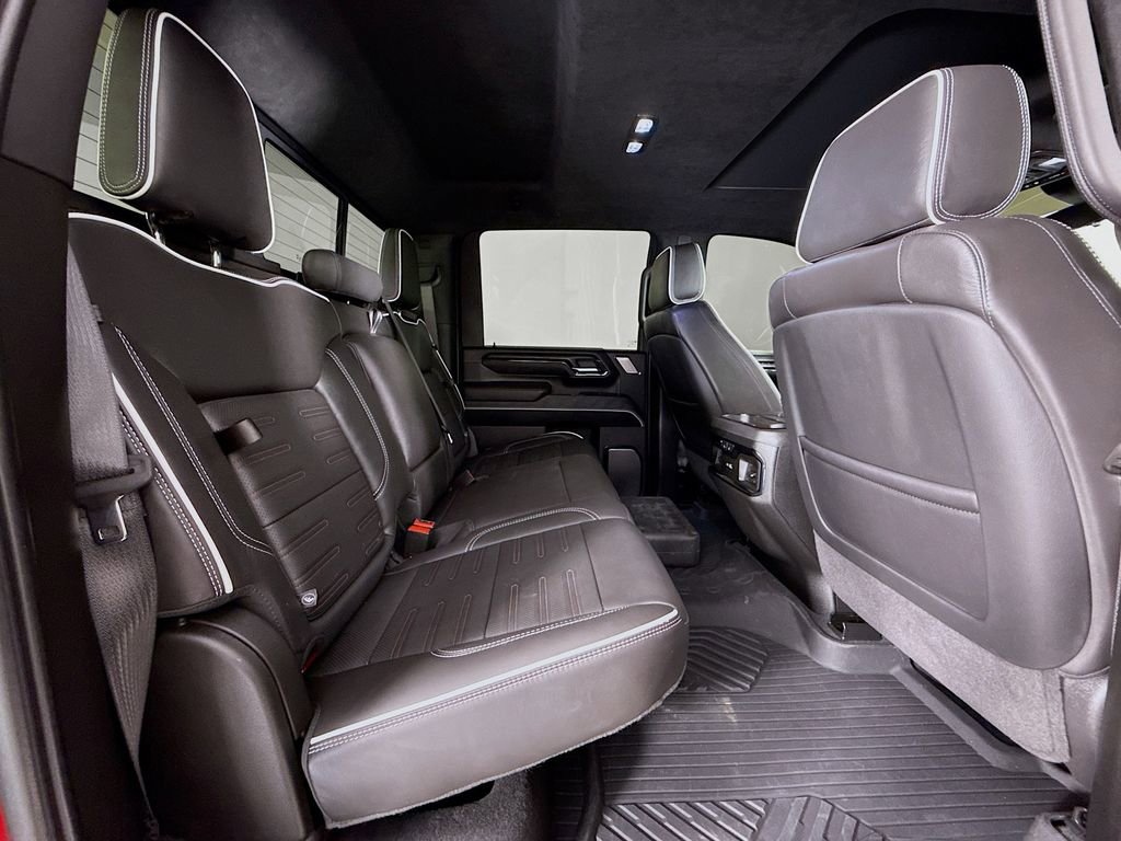 Used 2025 GMC Sierra 2500 AT4X w/ AT4X AEV Edition image 33