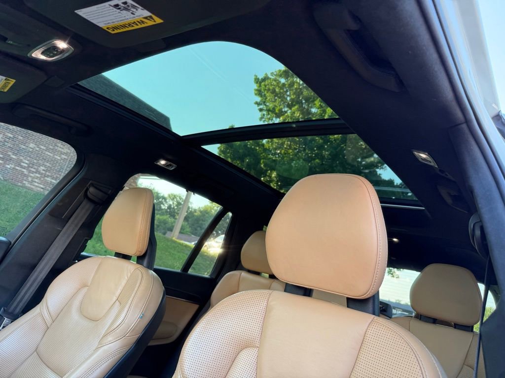 Used 2021 Volvo XC90 T8 Inscription w/ Protection Package Premier AWD/4WD image 13