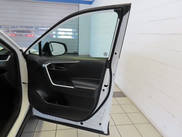 Used 2023 Toyota RAV4 LE image 25