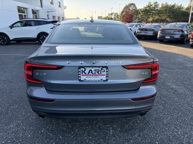 Used 2020 Volvo S60 T5 Momentum w/ Protection Package Premier image 12