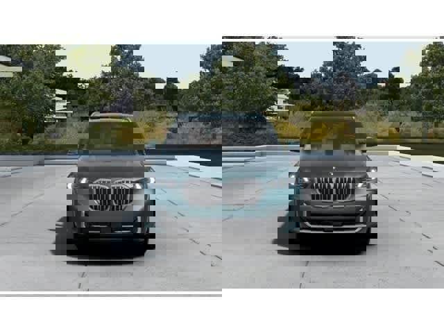 New 2025 BMW X5 xDrive40i w/ Climate Comfort Package image 3
