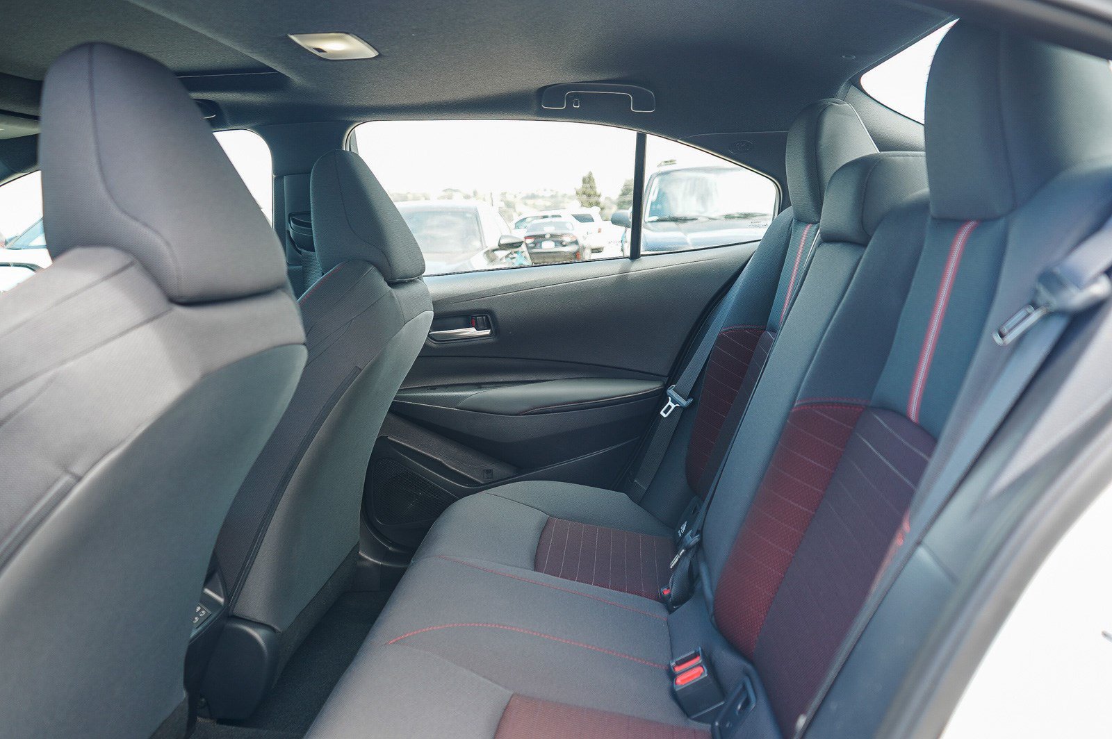 Certified 2025 Toyota Corolla SE w/ SE Premium Package FWD image 19