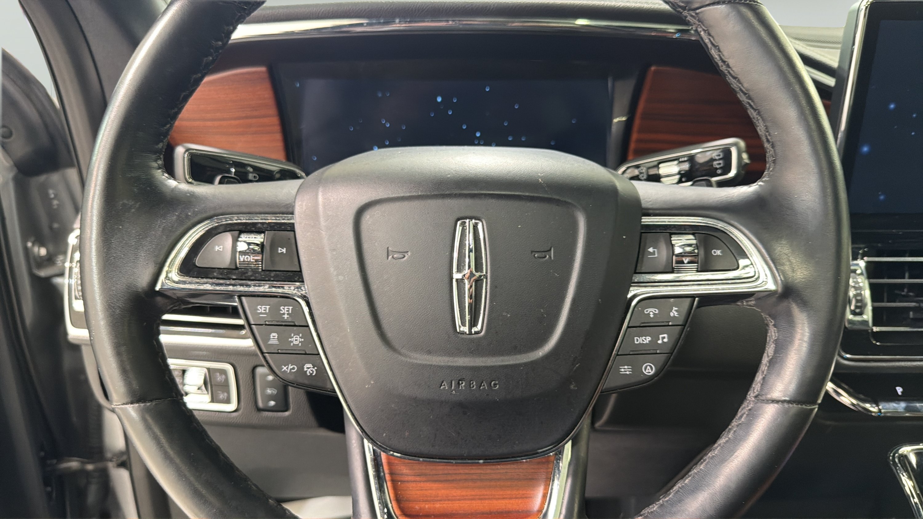 Used 2023 Lincoln Navigator 4WD image 12