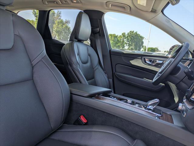 Used 2023 Volvo XC60 B5 Ultimate image 25