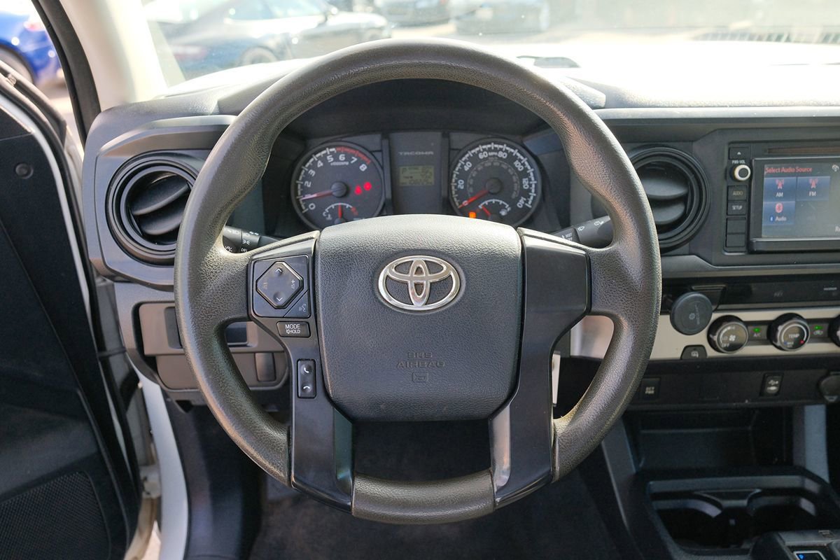 Used 2017 Toyota Tacoma SR RWD image 15