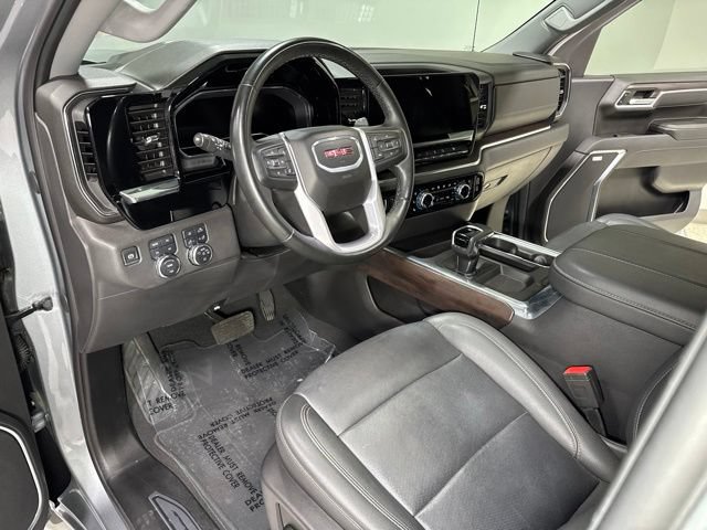 Used 2024 GMC Sierra 1500 SLT w/ SLT Premium Plus Package AWD/4WD image 14