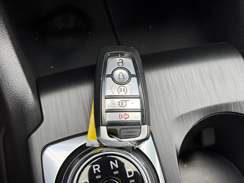 Used 2025 Ford Escape ST-Line w/ Tech Pack #1 AWD/4WD image 15