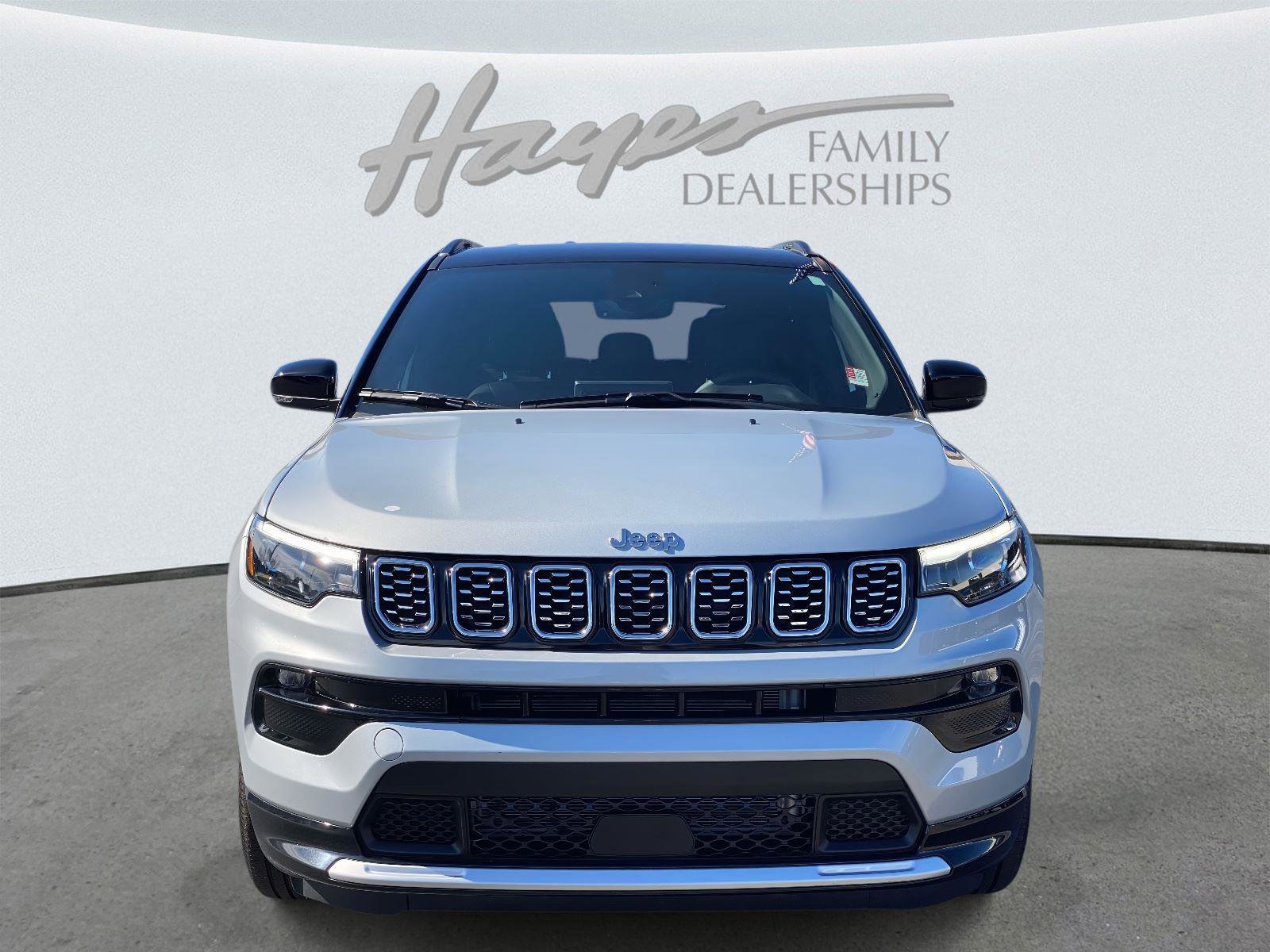 Used 2024 Jeep Compass Limited w/ Elite Group image 19