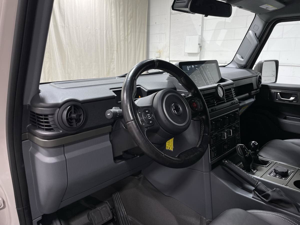 Used 2025 INEOS Grenadier Station Wagon AWD/4WD image 9
