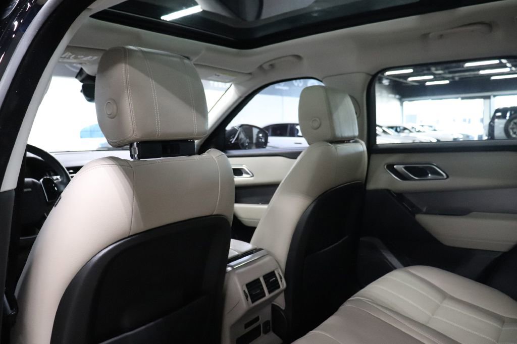 Used 2020 Land Rover Range Rover Velar S image 17