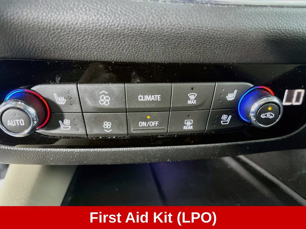 Used 2020 Buick Enclave Premium w/ Sun and Sites Package FWD image 23