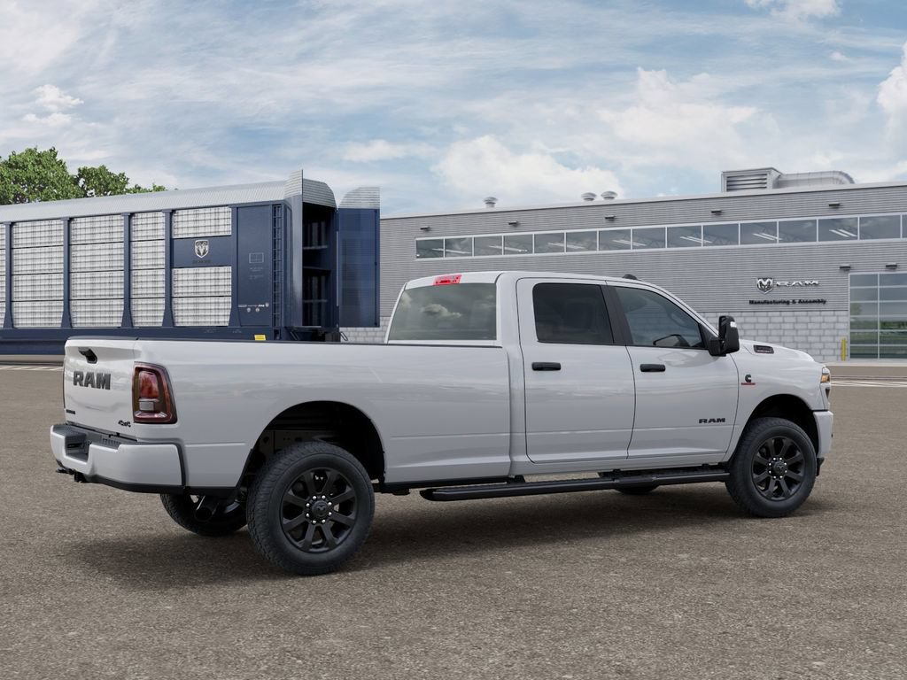 New 2026 RAM 3500 Big Horn AWD/4WD image 5