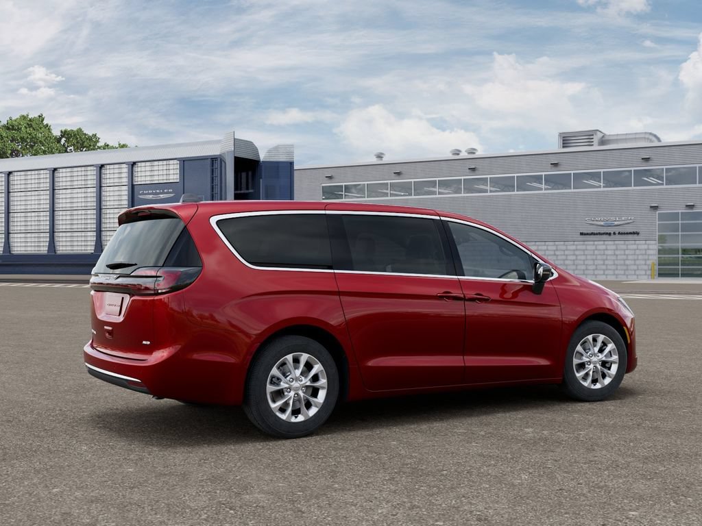 New 2027 Chrysler Pacifica Select AWD/4WD image 5