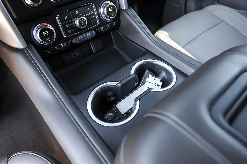 Used 2021 GMC Yukon SLT w/ SLT Luxury Plus Package image 21