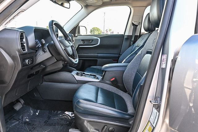 Used 2023 Ford Bronco Sport Outer Banks w/ Tech Package image 18