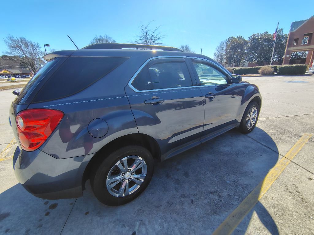 Used 2014 Chevrolet Equinox LT w/ Driver Convenience Package image 2