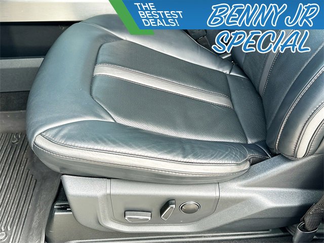 Used 2022 Ford F350 Platinum image 19