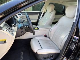 Used 2017 Genesis G80 5.0 Ultimate RWD image 3