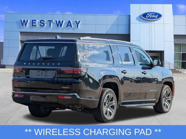 Used 2024 Jeep Wagoneer L Series II RWD image 3
