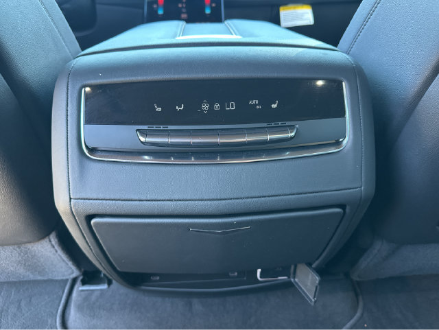 Certified 2025 Cadillac Escalade Premium Luxury RWD image 8