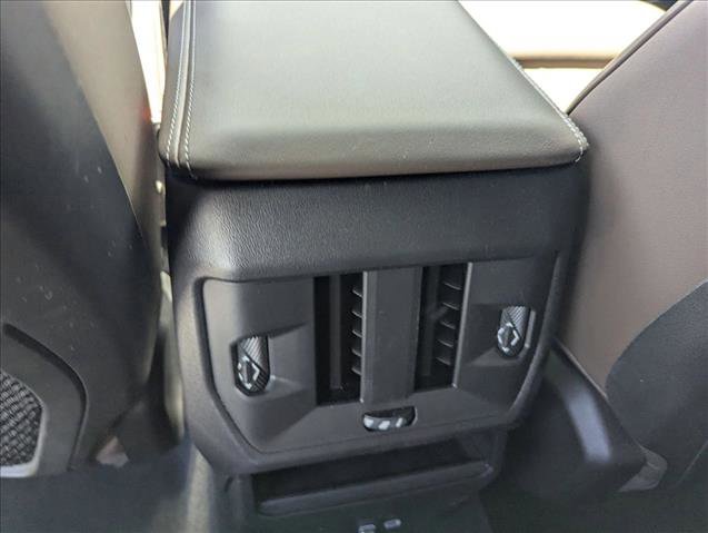 Used 2025 BMW X3 xDrive30i w/ Convenience Package AWD/4WD image 16
