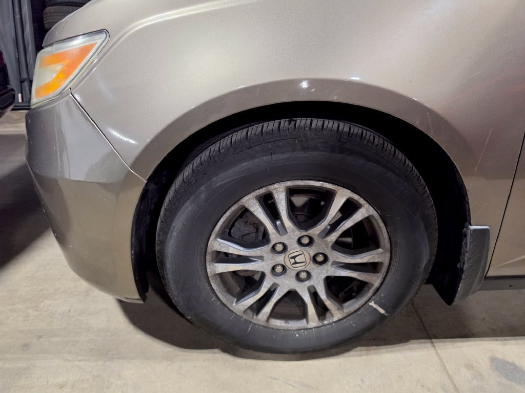 Used 2013 Honda Odyssey EX-L image 3