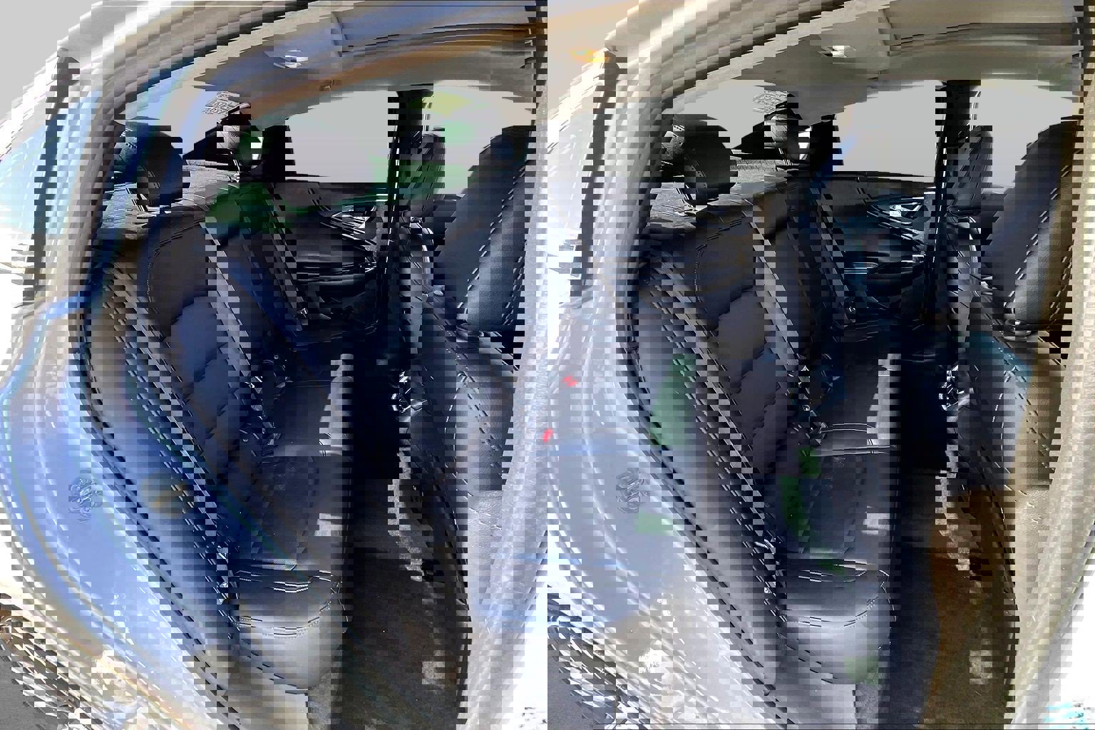 Used 2020 Chevrolet Malibu Premier image 13