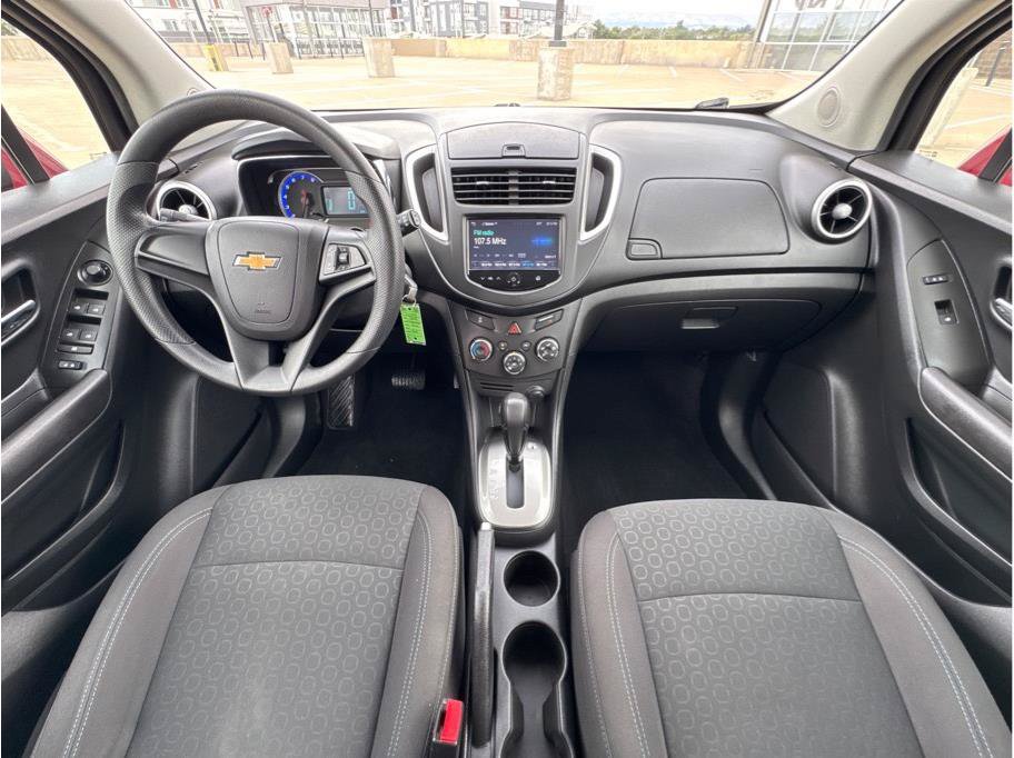Used 2015 Chevrolet Trax LS w/ LPO, Protection Package AWD/4WD image 15