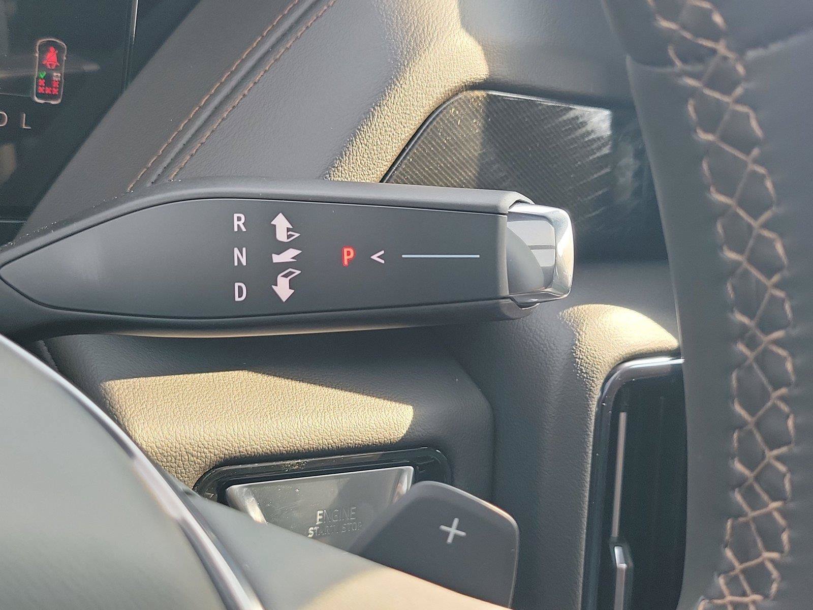New 2026 GMC Yukon XL AT4 AWD/4WD image 32