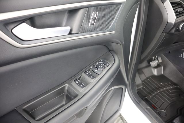 Used 2024 Ford Edge SEL w/ Convenience Package image 34